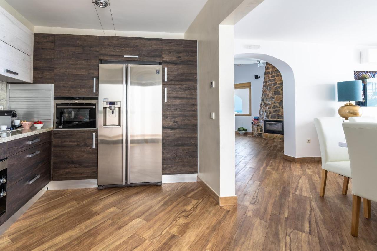 Seven-Bedroom Villa,1050307492:JPEG