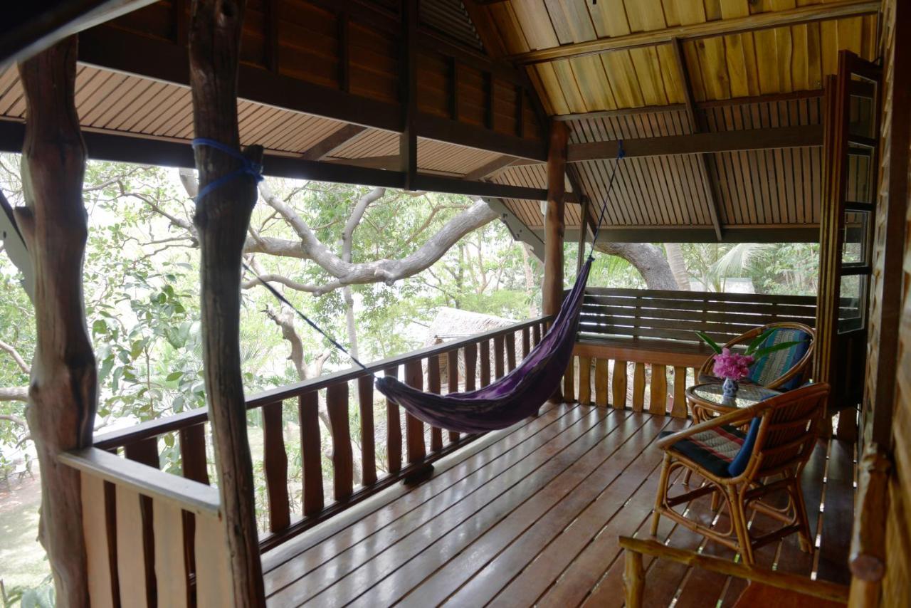 Deluxe Bungalow Sea View AC Room