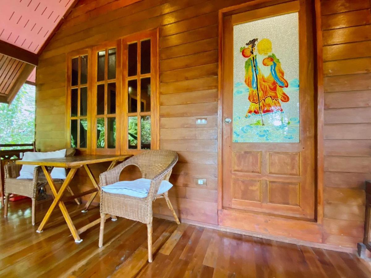 Deluxe Bungalow Sea View AC Room