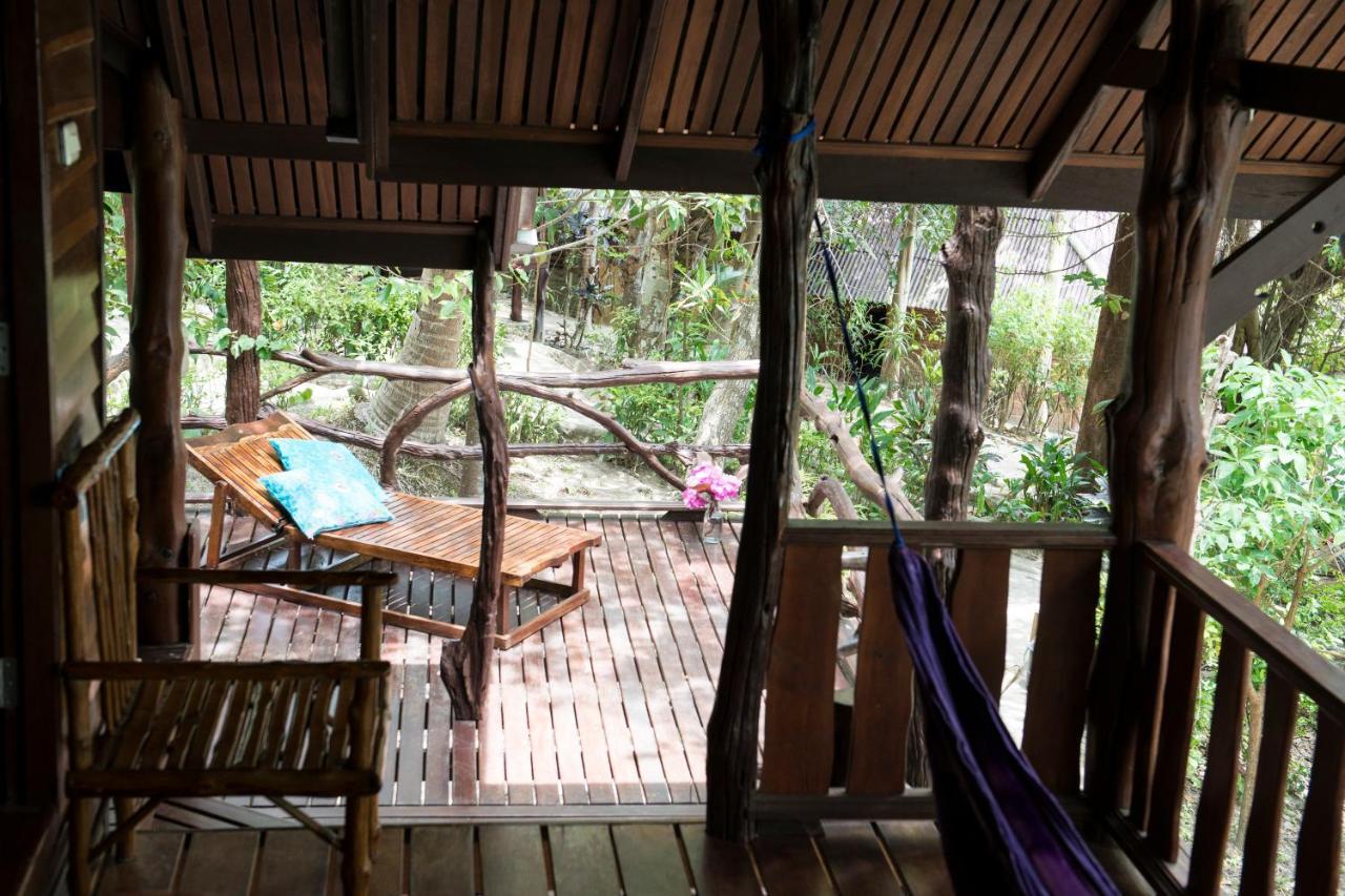 Deluxe Bungalow Sea View AC Room