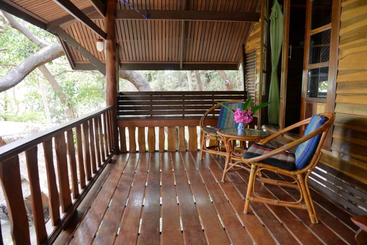 Deluxe Bungalow Sea View AC Room