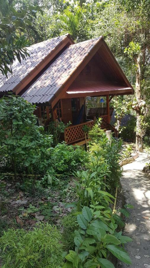 Deluxe Bungalow Sea View AC Room