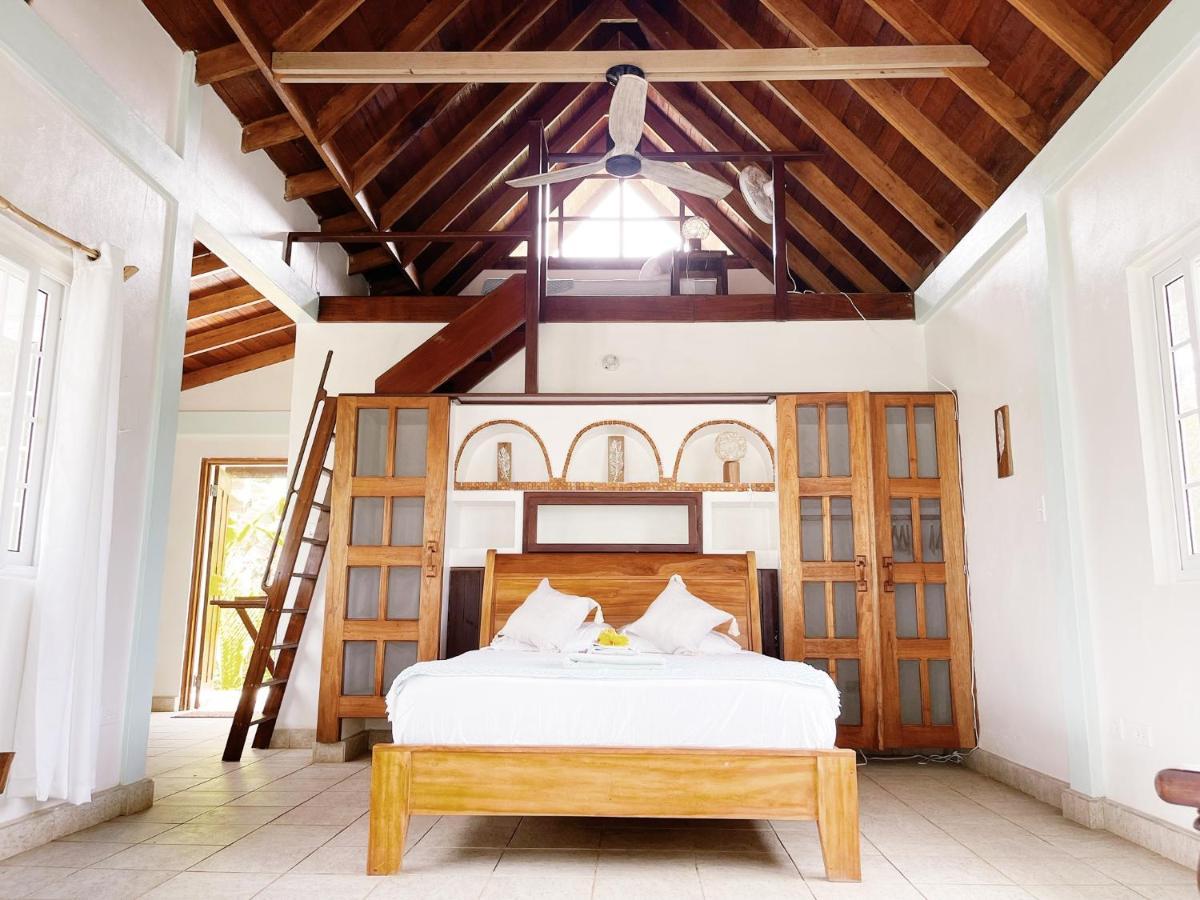 Deluxe Bungalow with Sea View,1621013433:JPEG