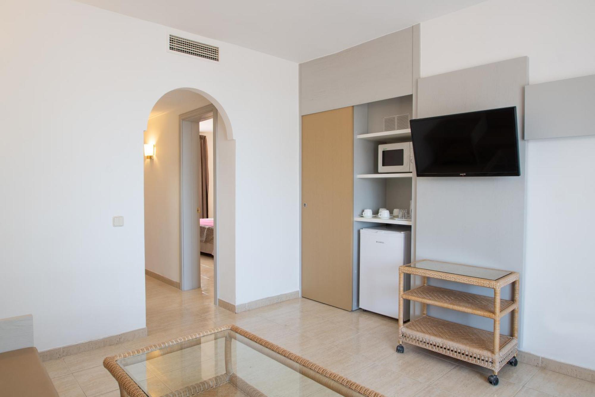 Single Room,1272549028:JPEG