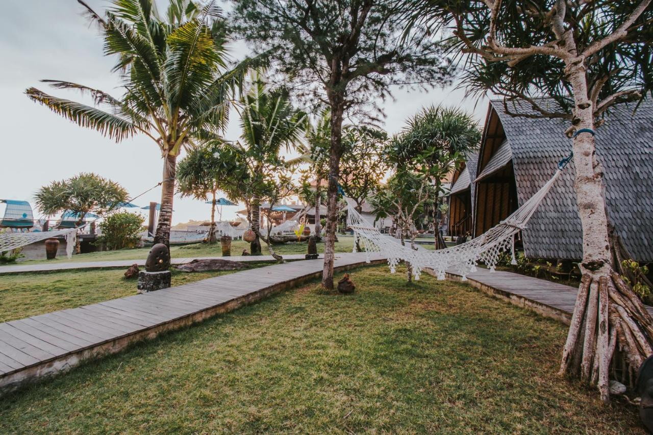 Standard Huts Ocean View