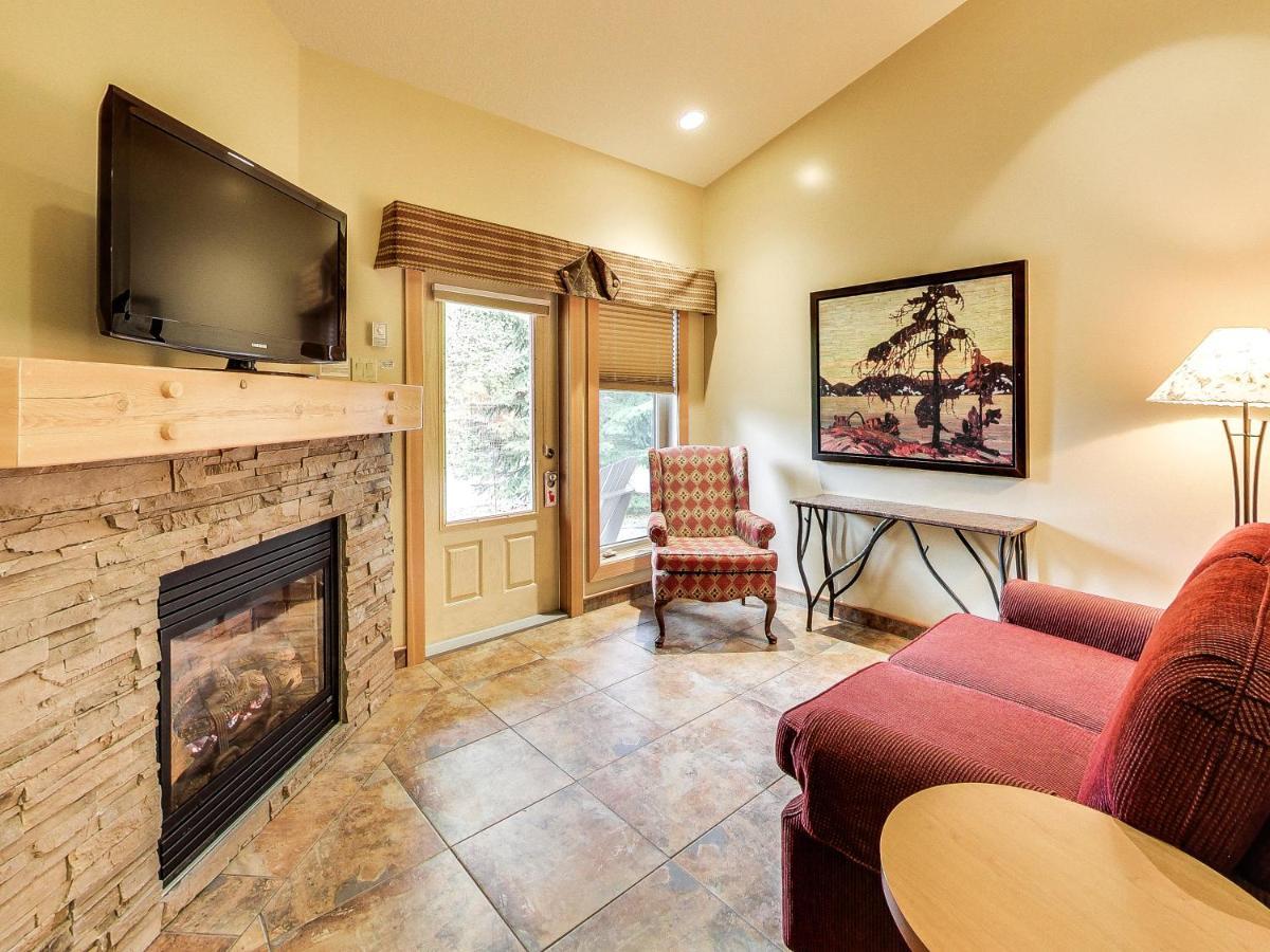 Standard Double Suite