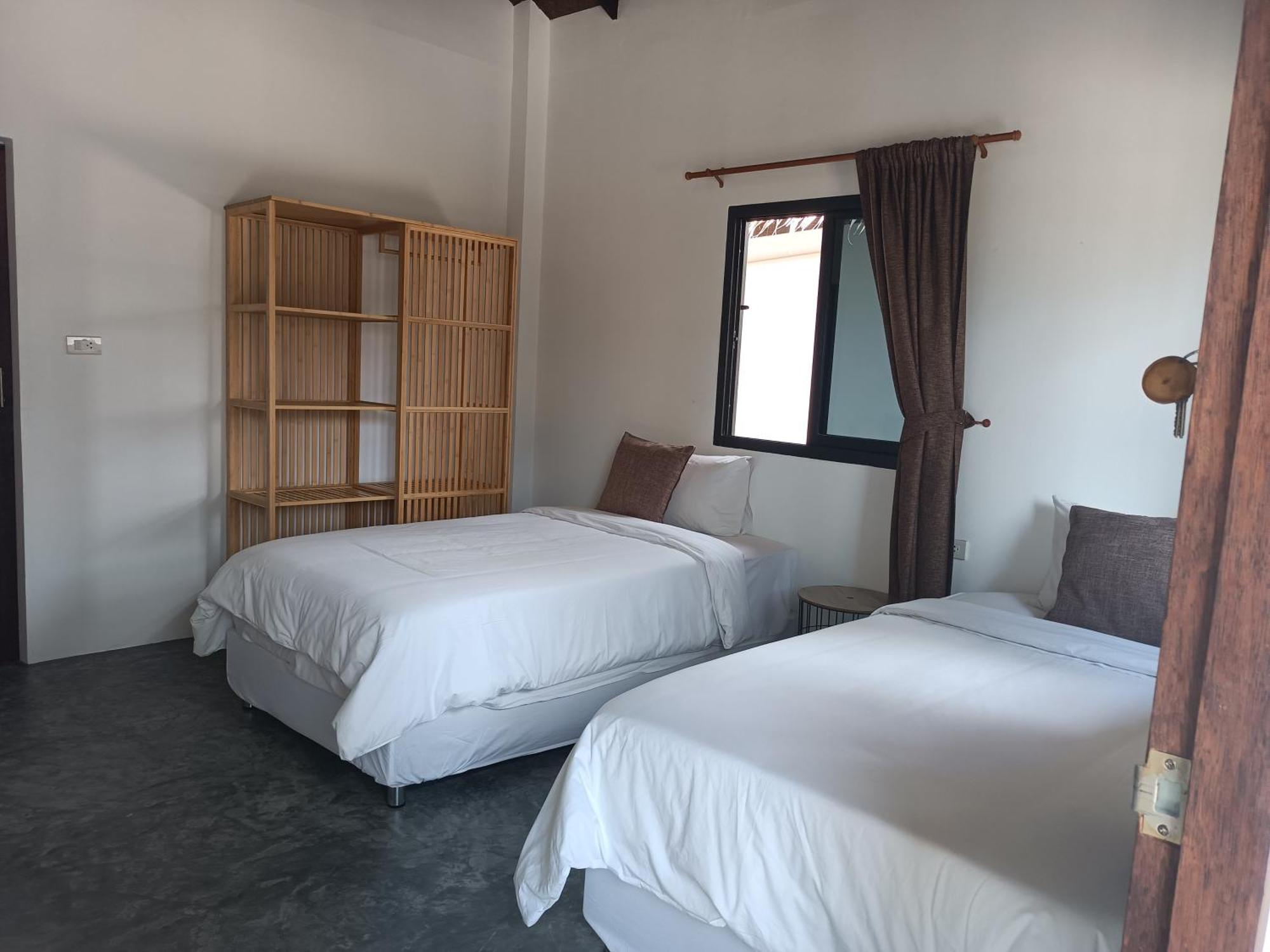 Large Bungalow,1499964481:JPEG