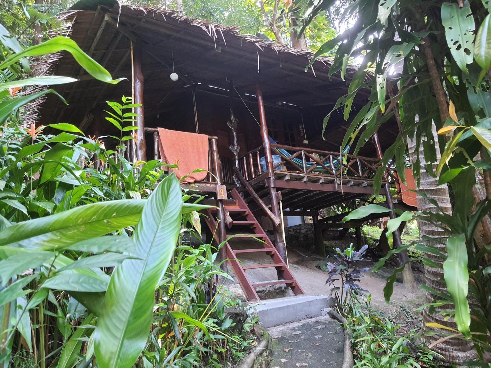 Bungalow Garden View Fan Room