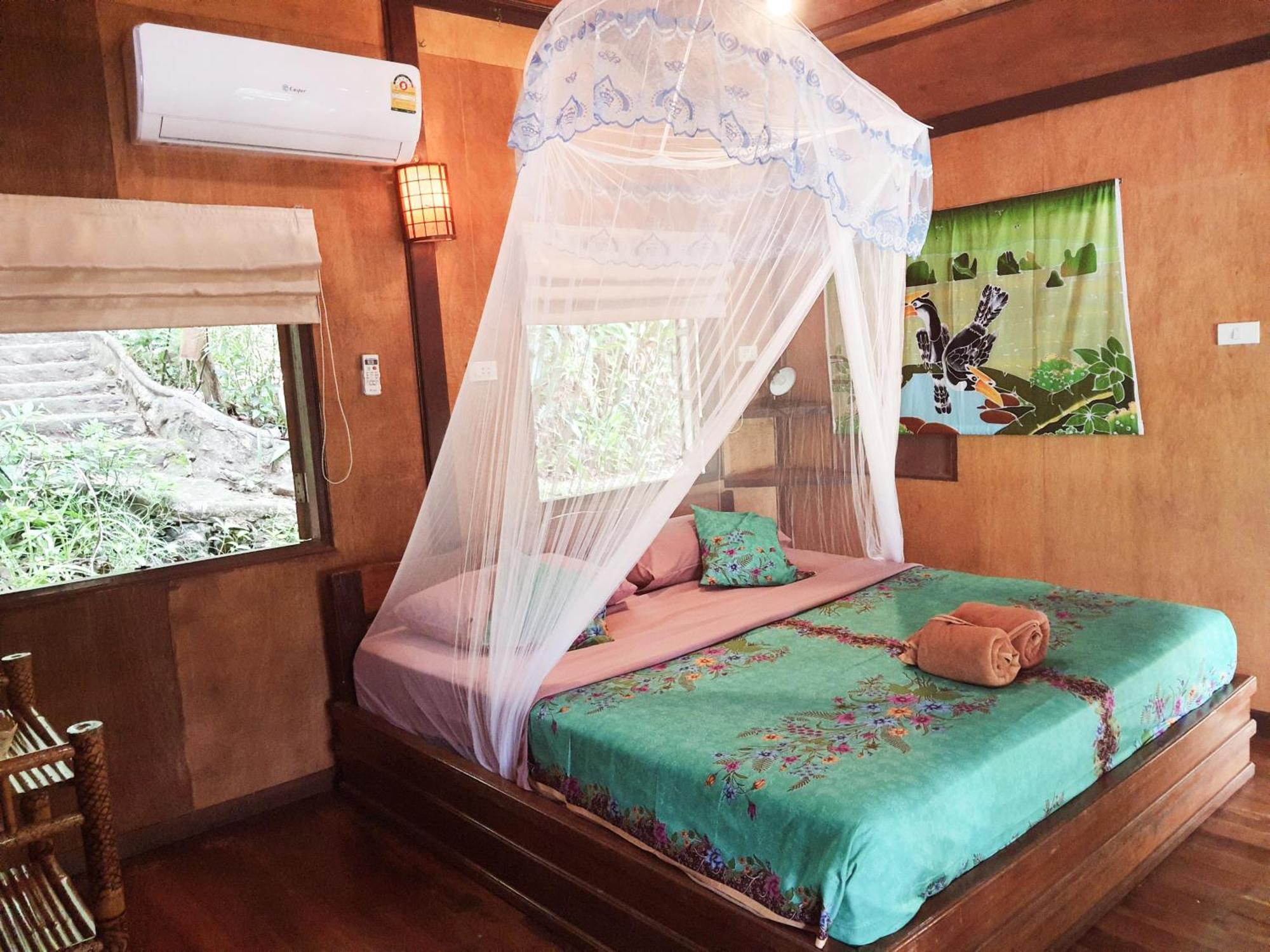 Deluxe Bungalow Sea View AC Room