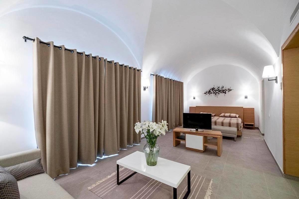Deluxe Double Room Balcony
