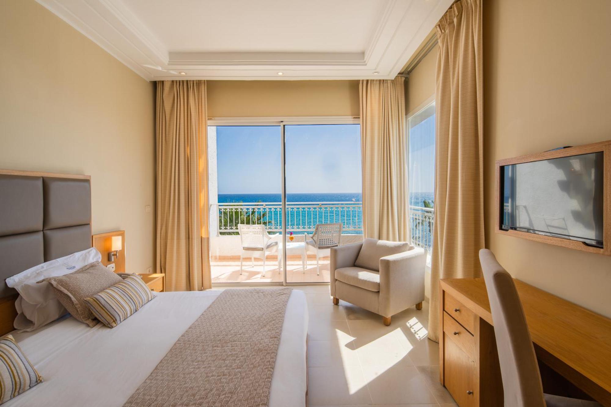 King Suite Sea View