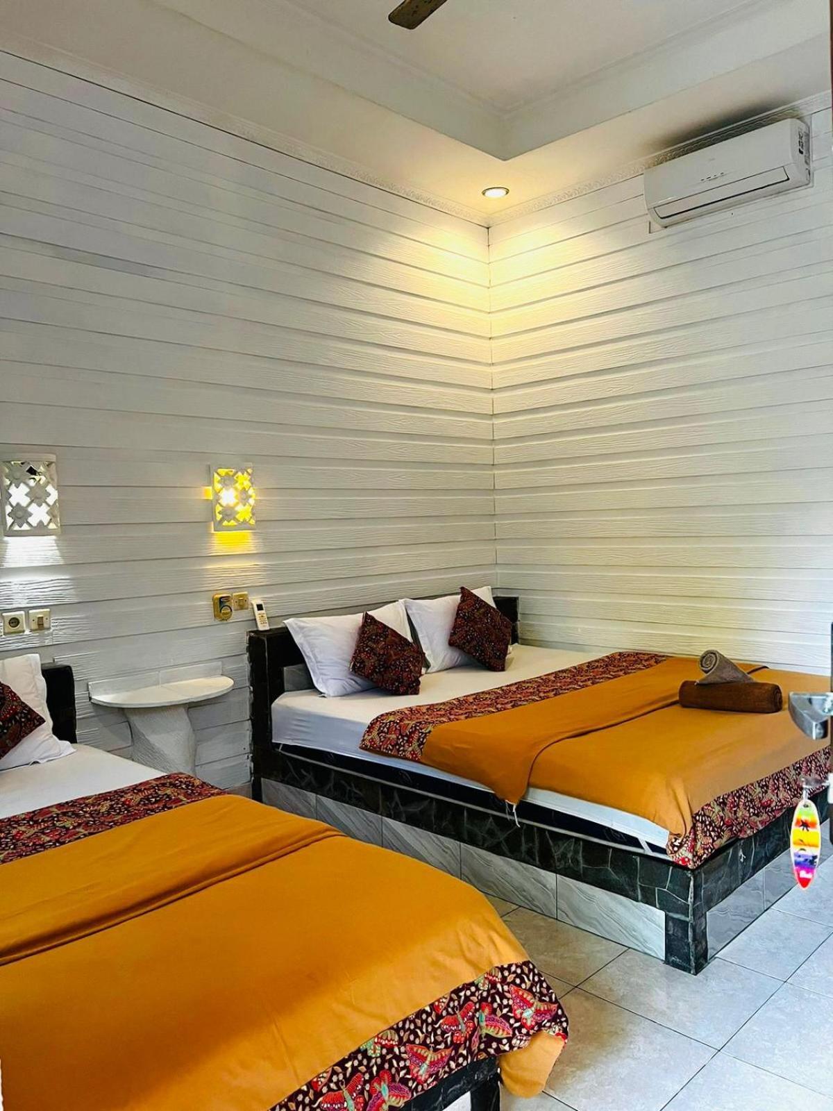 Queen Twin Room