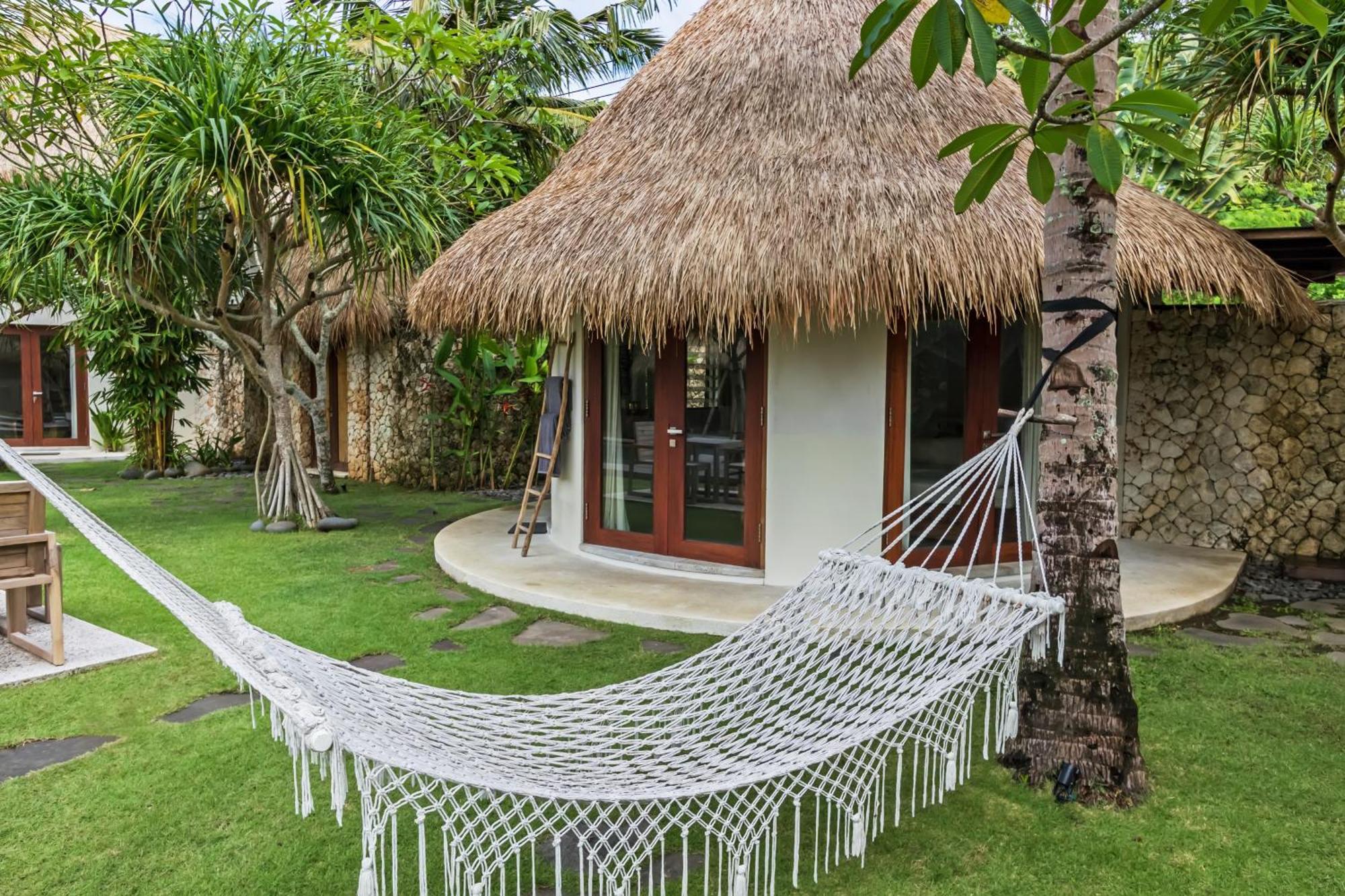 One-Bedroom Bungalow