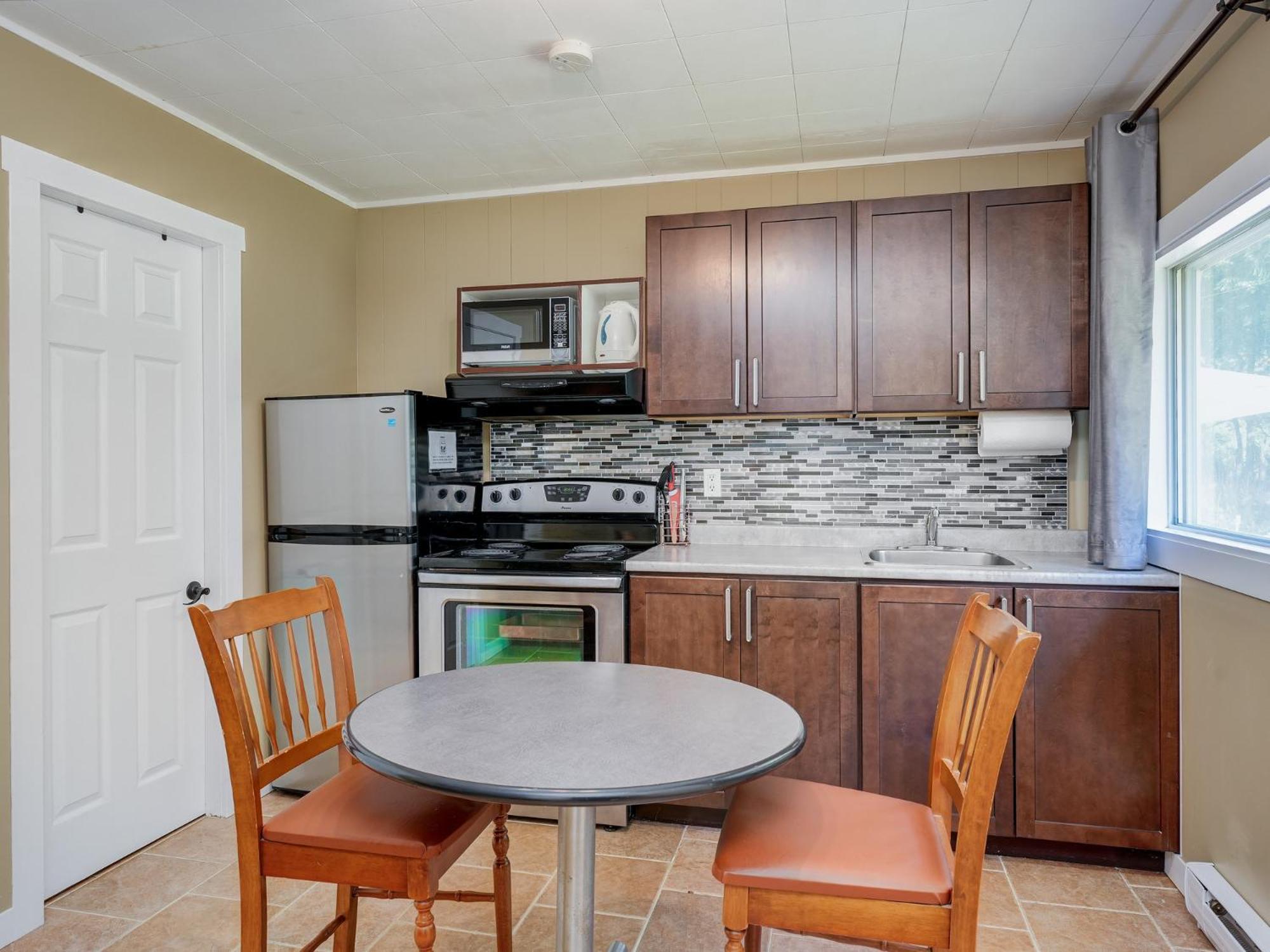 One-Bedroom Cottage,1662406571:JPEG