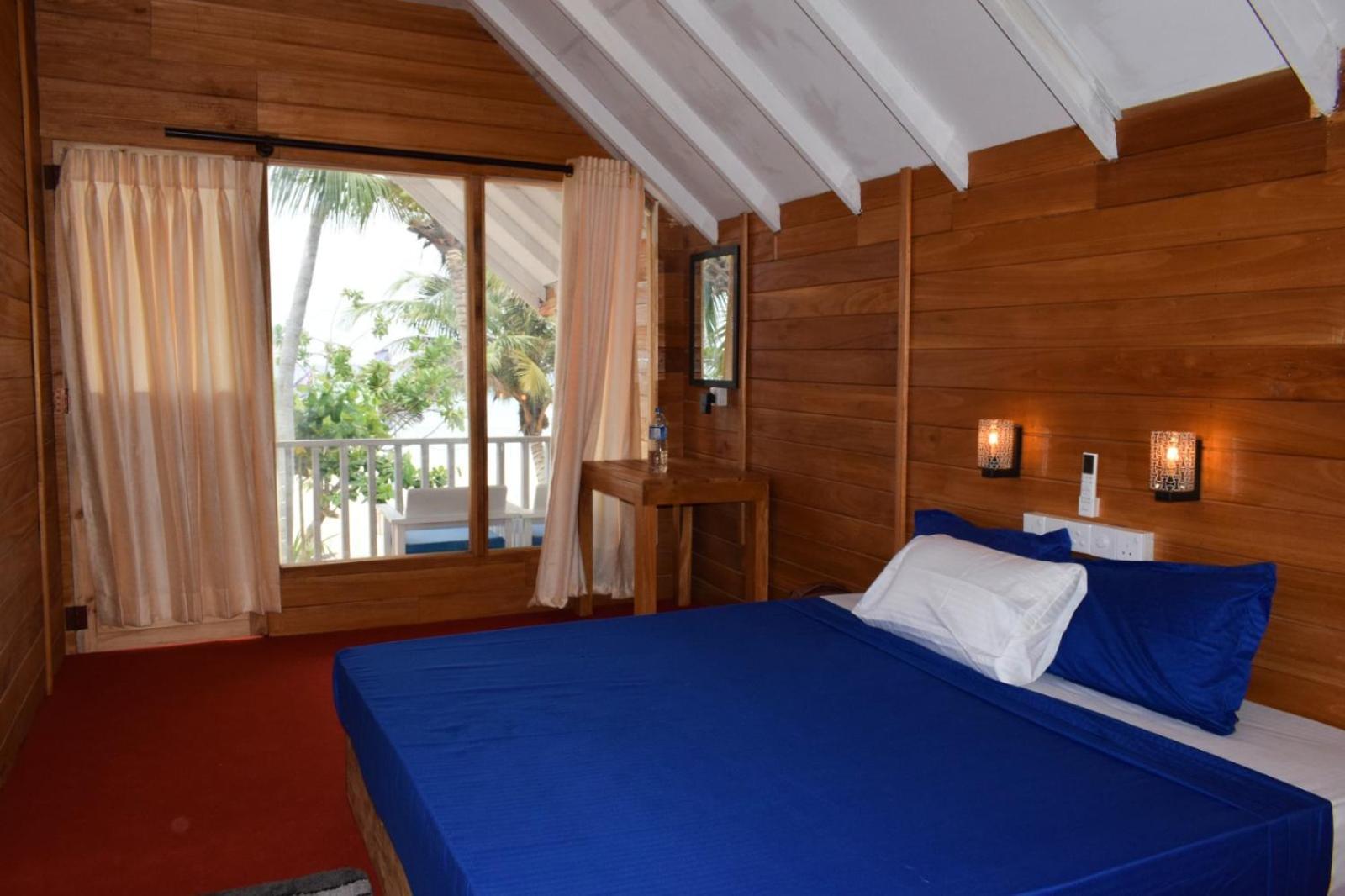 Double Room with Balcony and Sea View