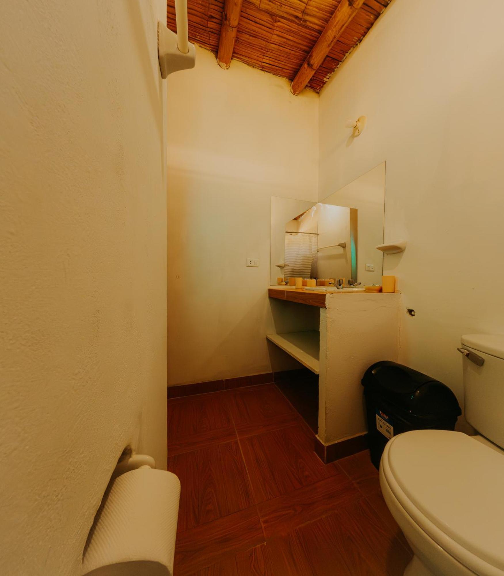 Family Room Private Bathroom