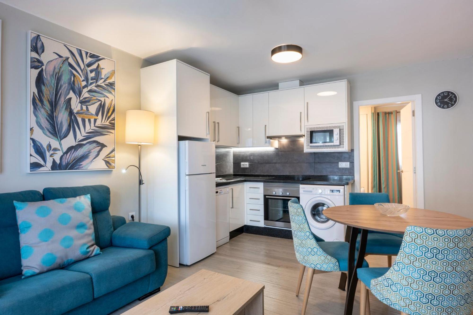 Studio (2 Adults)