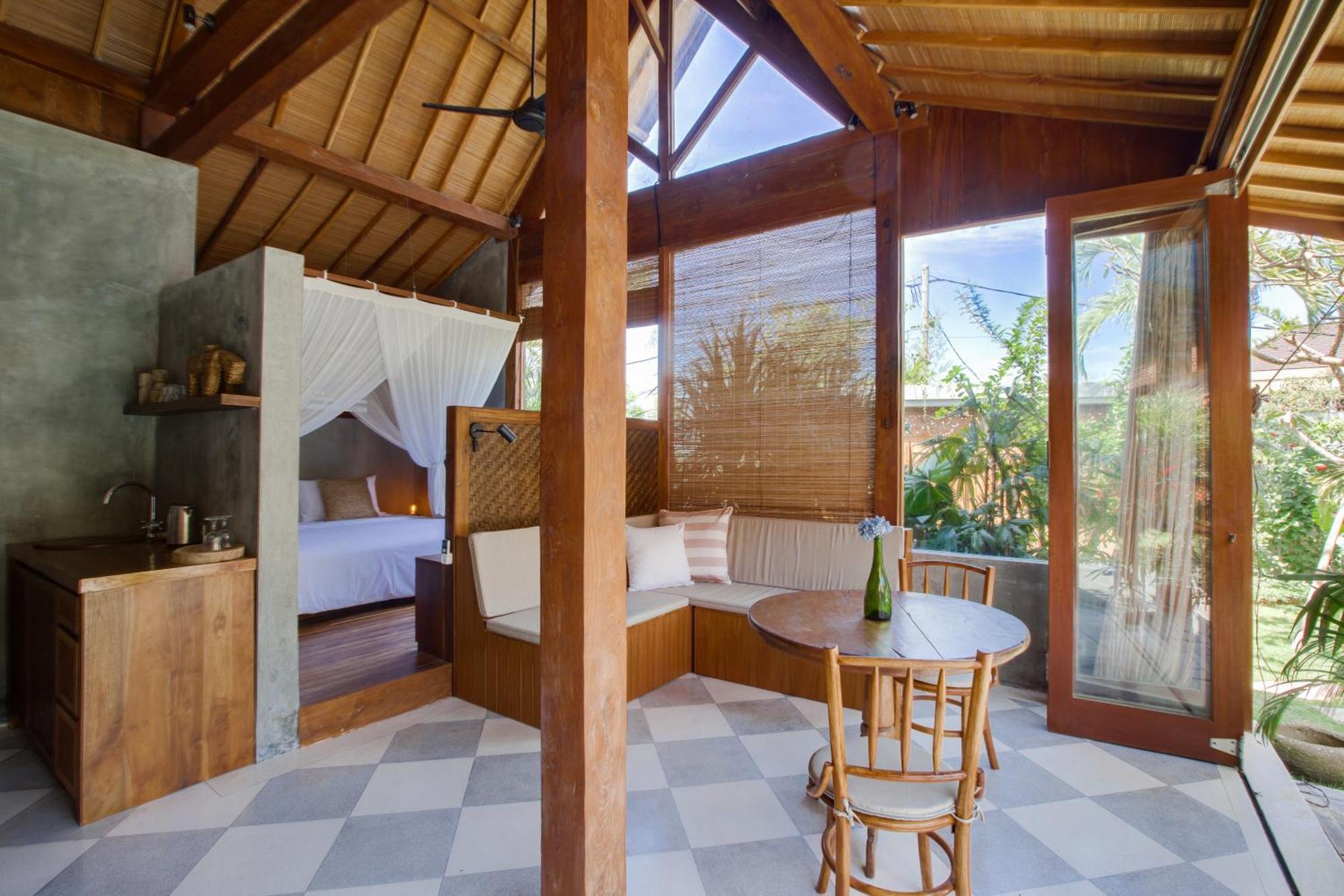 Deluxe Double Room With Pool Access