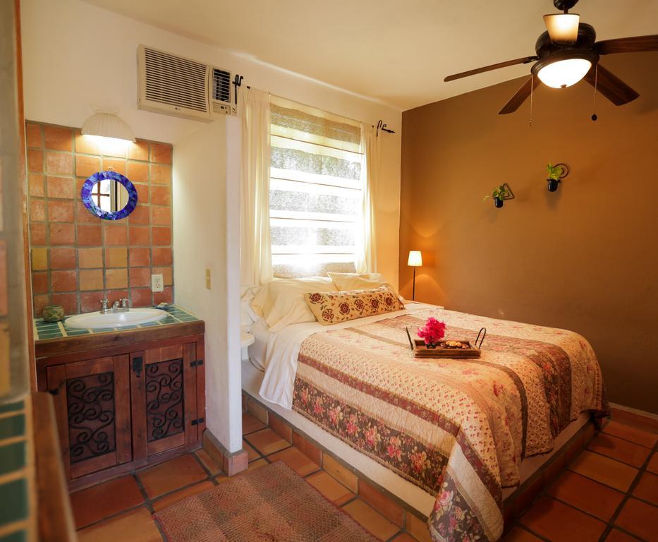 Cozy Suite,228302615:JPEG