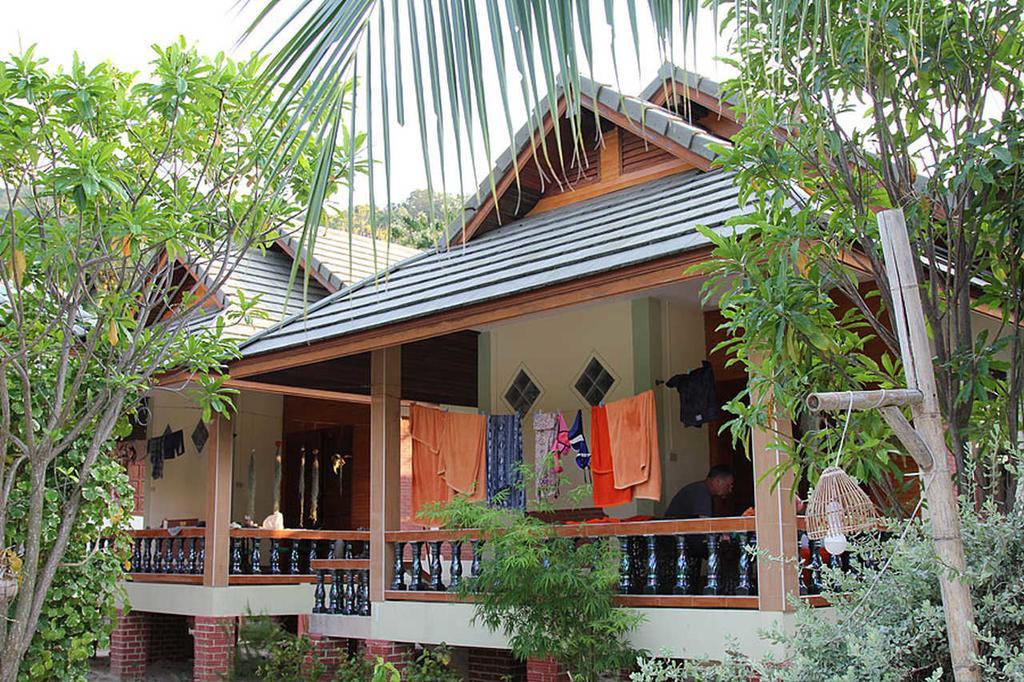 Double or Twin Room with Sea View