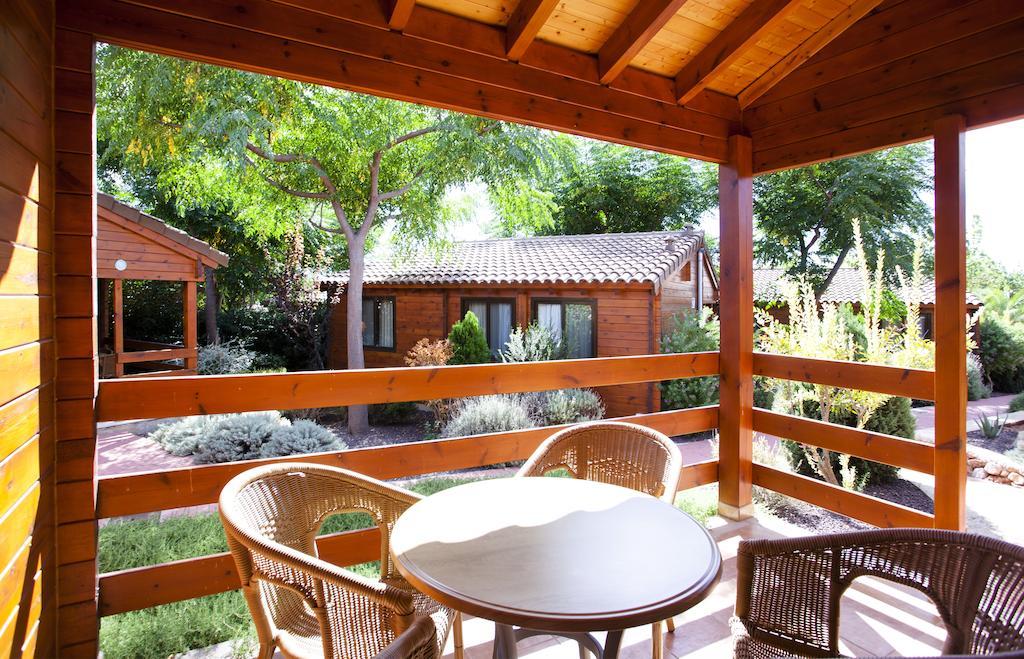 Bungalow (4 Adultes)