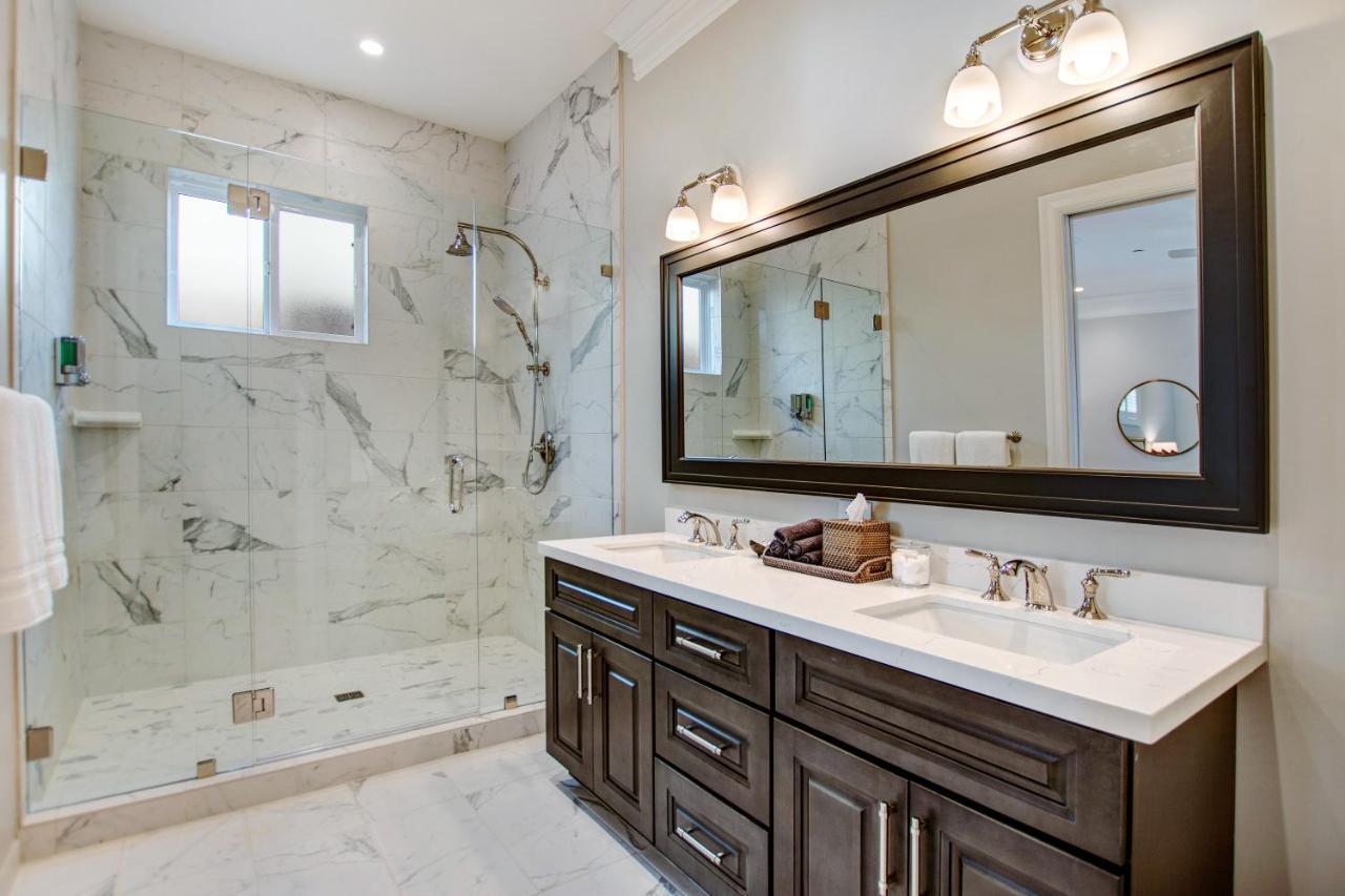 Superior King Suite