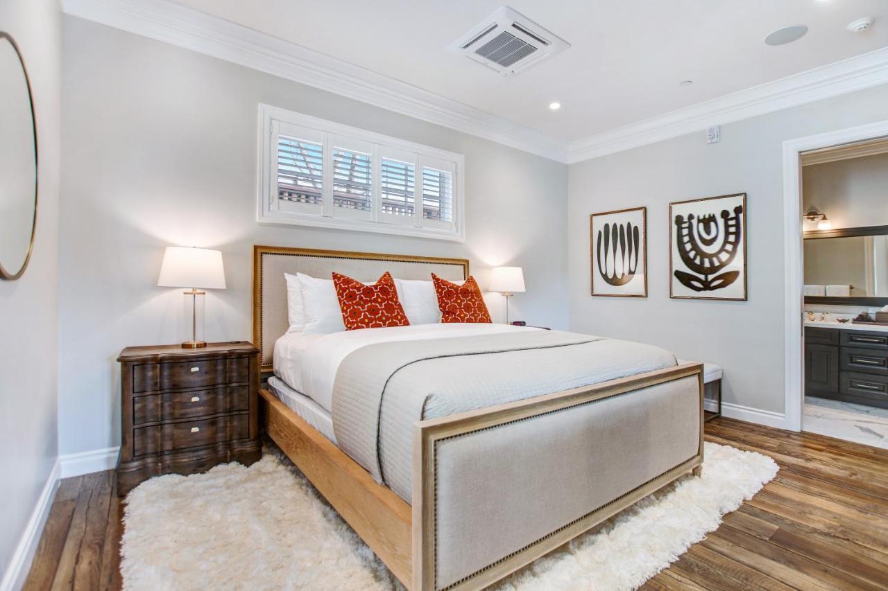 Superior King Suite