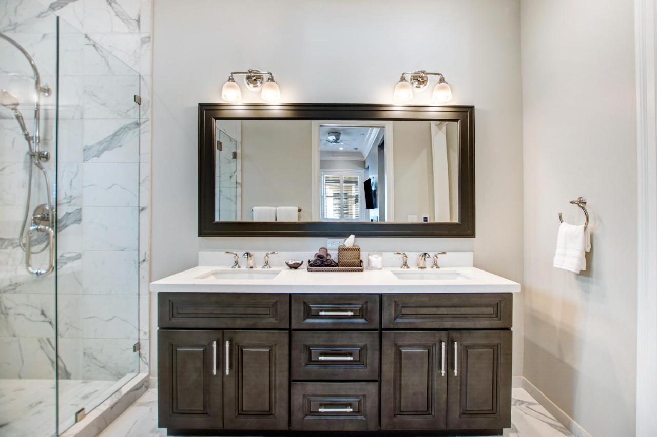 Superior King Suite