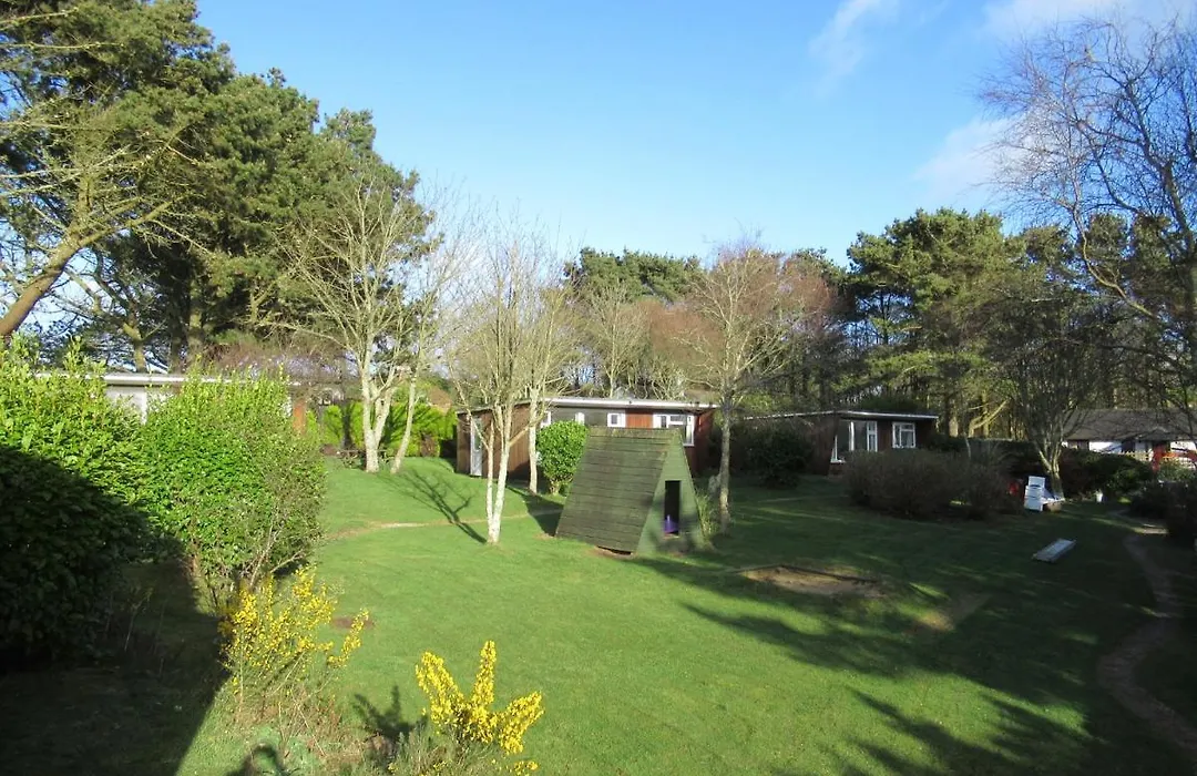 Mount Hawke Holiday Bungalows-1