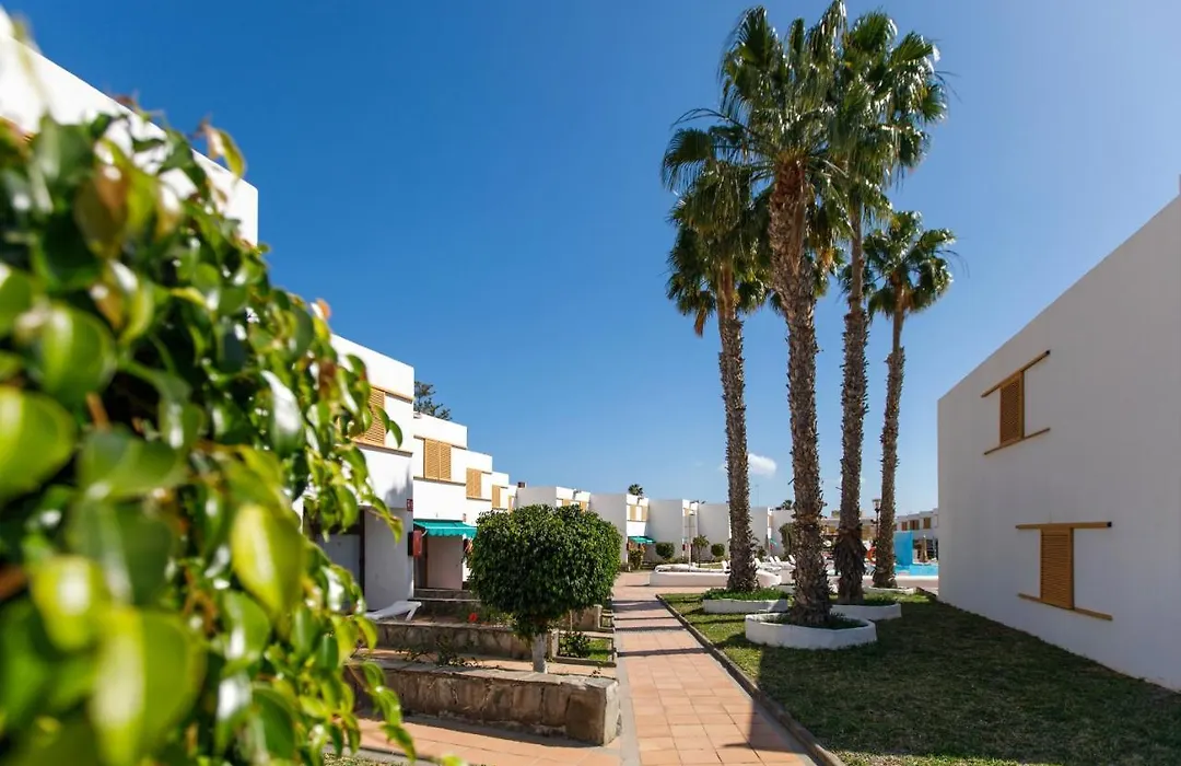 Las Brisas-1