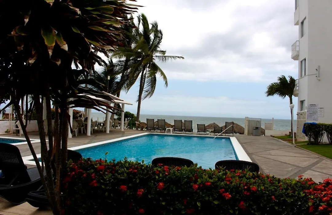 Hotel y Suites Corita-1