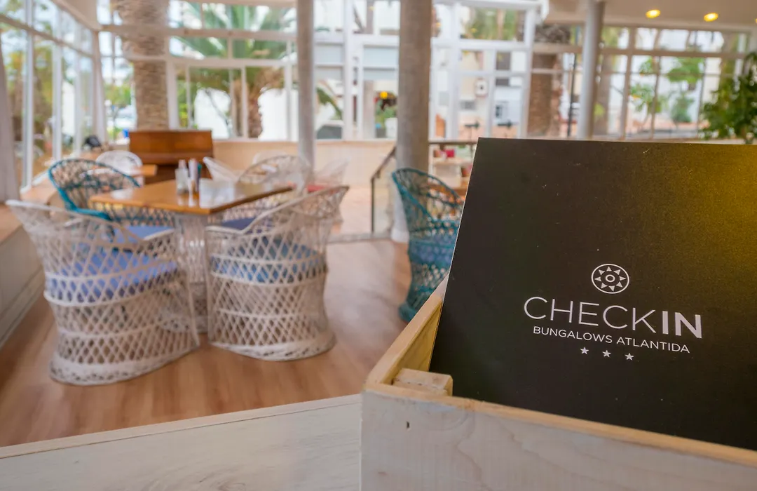 Checkin Bungalows Atlantida-1