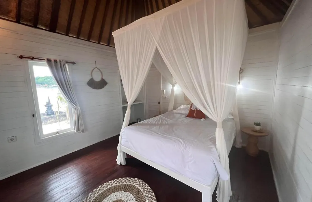 Mista Ceningan'S Beach Bungalows-1