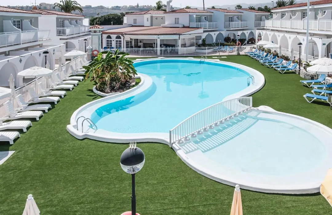 Bungalows Parque Nogal (Adults Only)-1