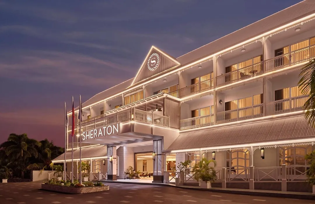 Sheraton Samoa Aggie Grey'S Hotel & Bungalows-1