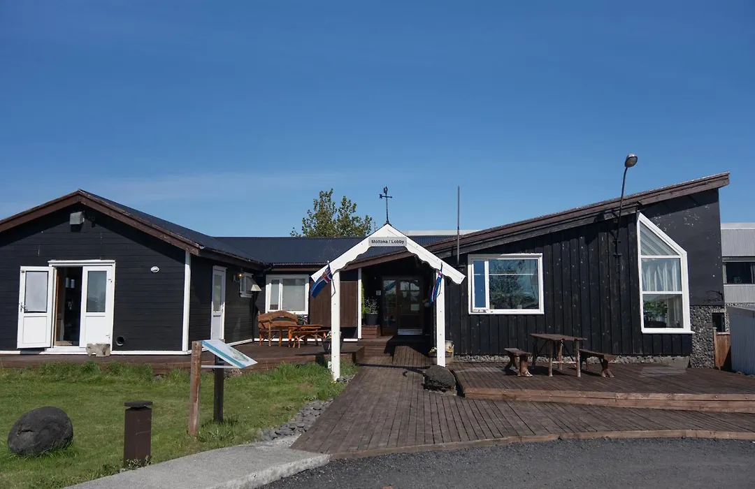 Efri-Vík Bungalows-1