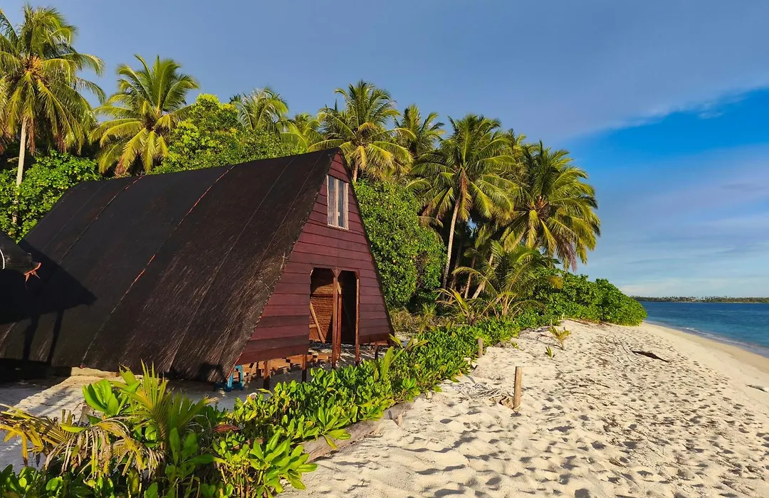 Ira Bungalows Pulau Banyak-1