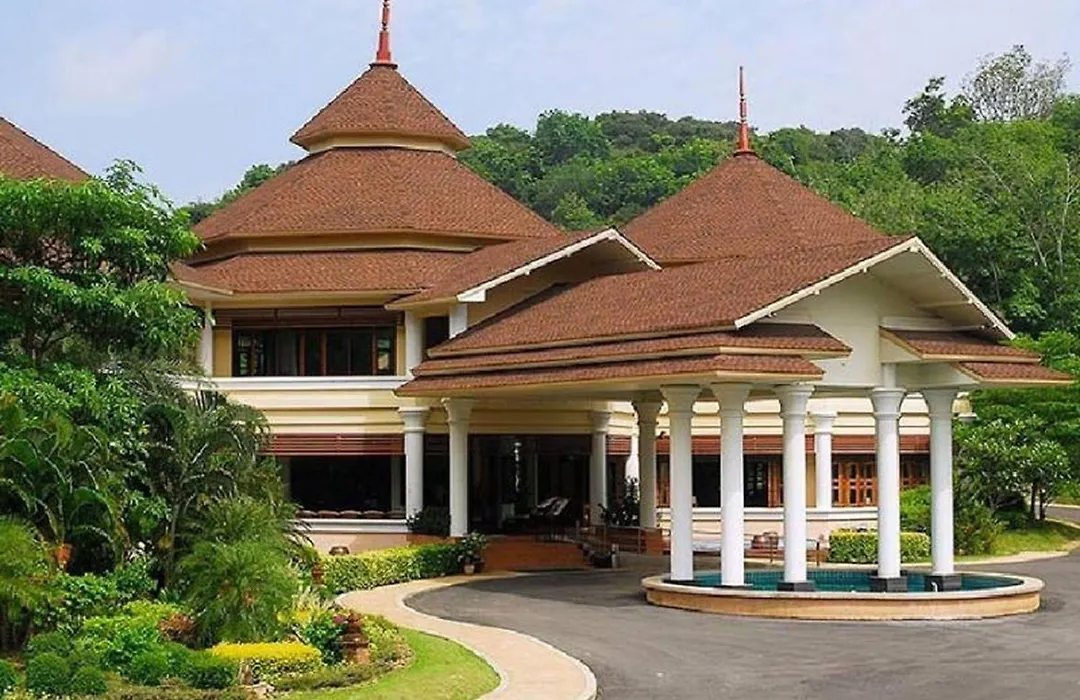 Hotel And Beach Bungalow At Lanta Resort-1