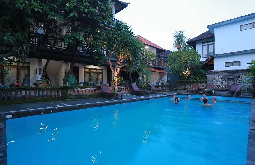 Warsa'S Garden Bungalow And Spa-1