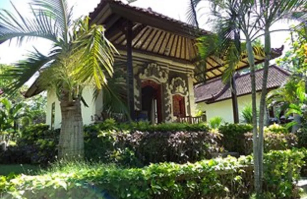 Coral Bay Bungalow-1