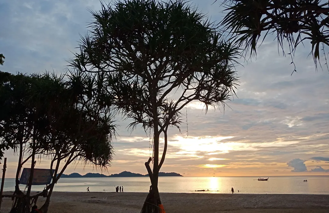 Koh Mook Rubber Tree Bungalows-1