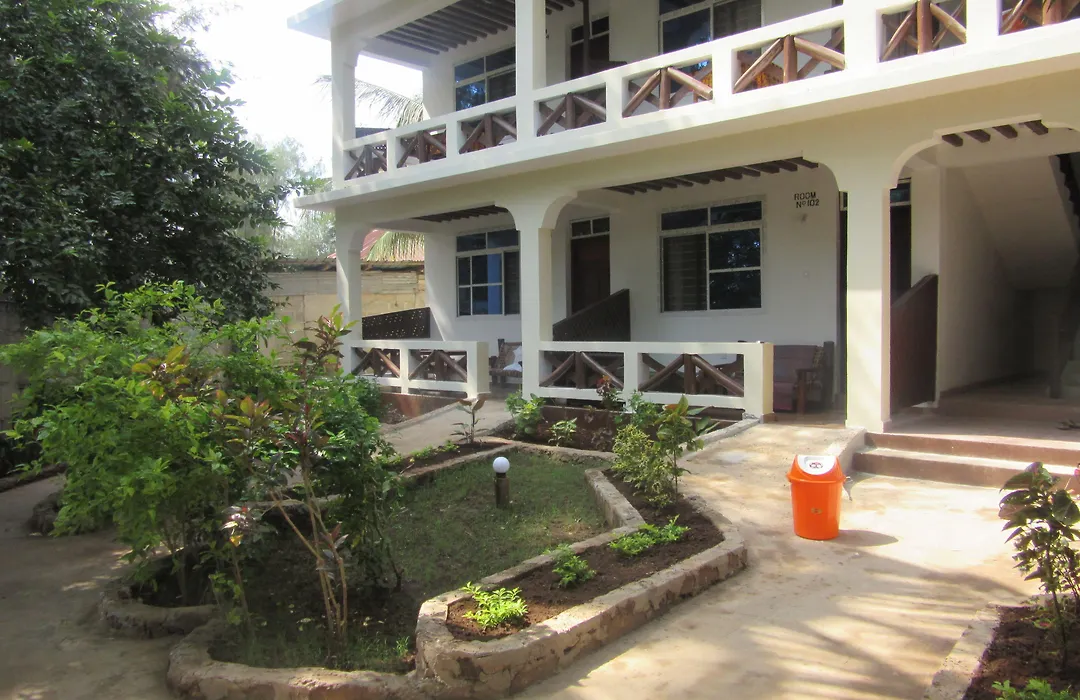 Baraka Beach Bungalows-1