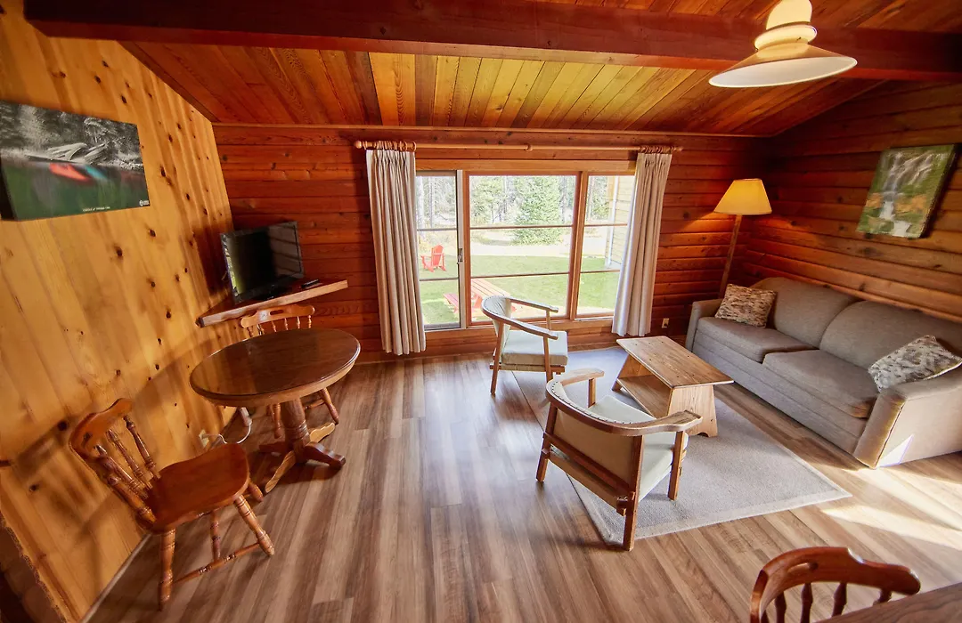 Jasper House Bungalows-1
