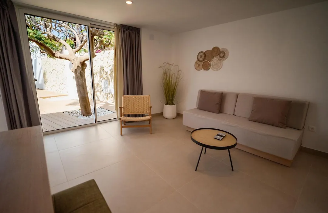 Hl Miraflor Suites Hotel-1