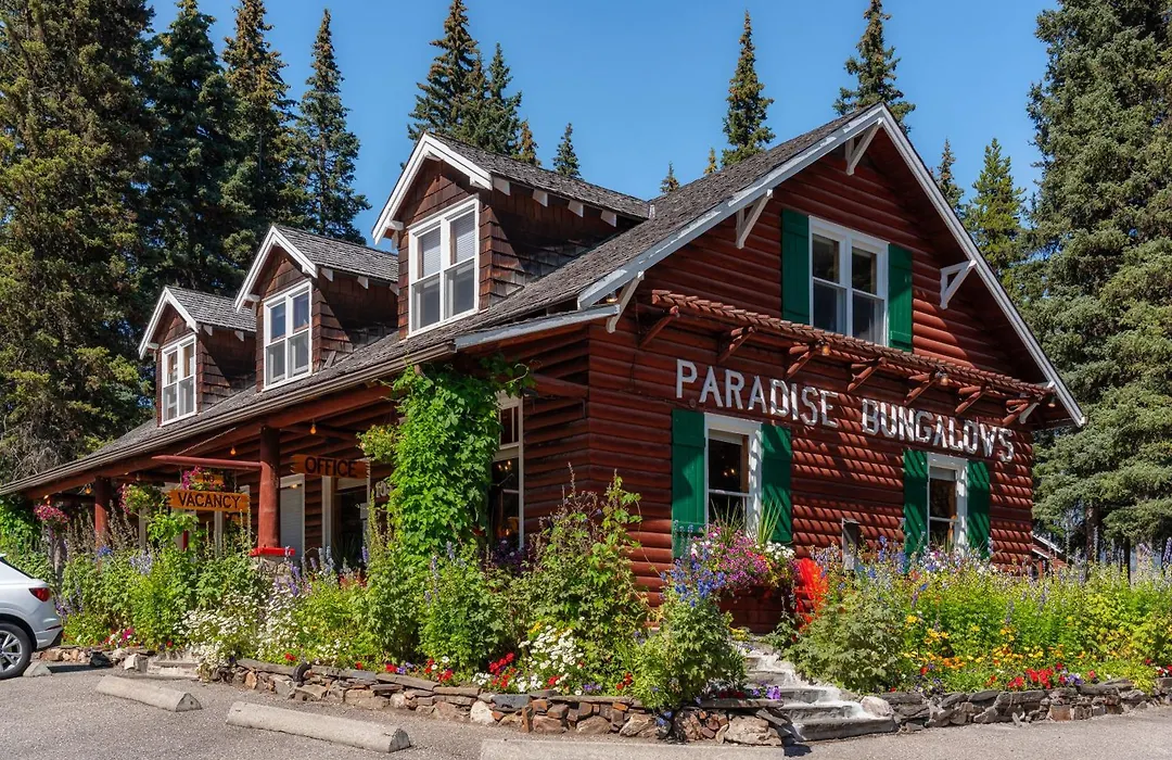 Paradise Lodge And Bungalows-1