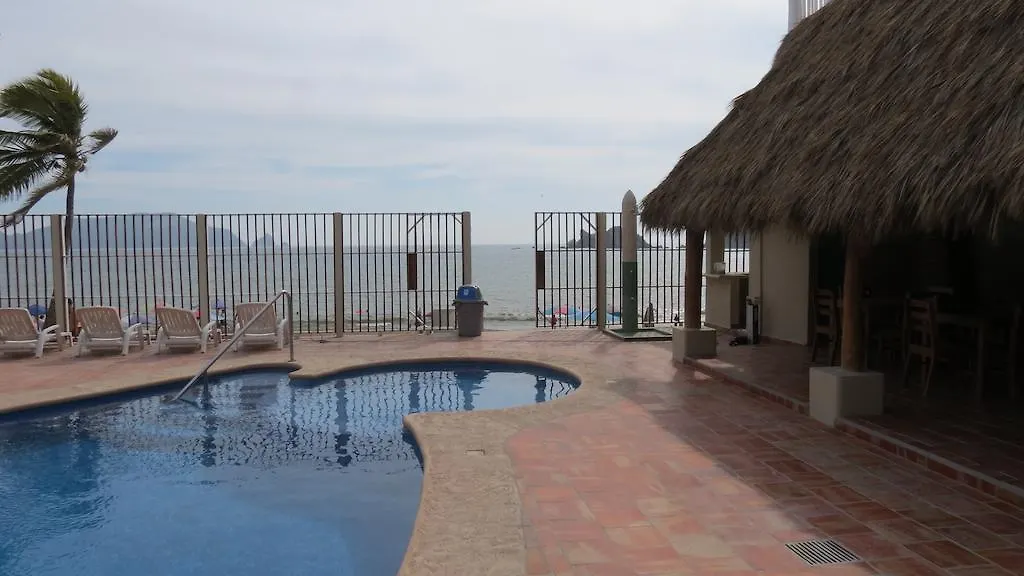 Bungalows Las Arenas-1