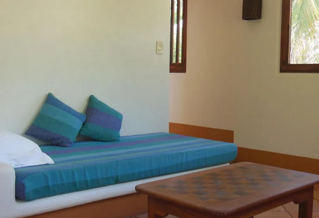 Solecito Bungalows-1