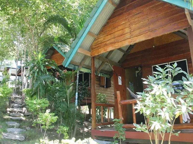 Coconut Beach Bungalows-1