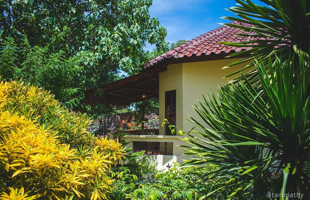 Bara Beach Bungalows-1