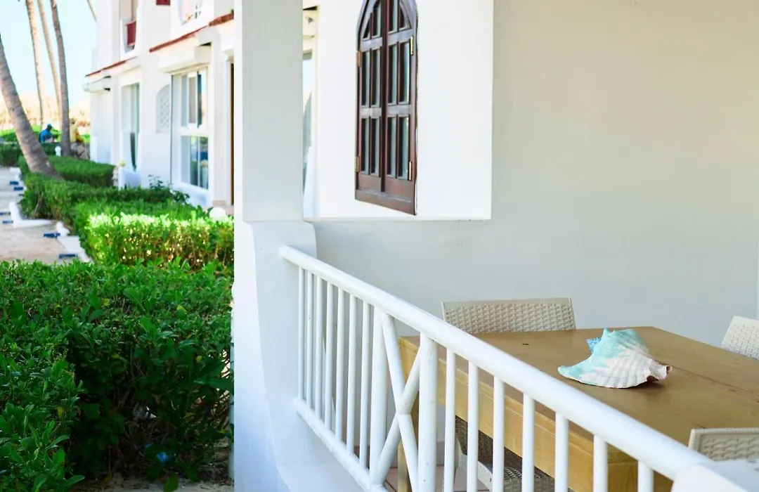 Los Corales Beach Village-1